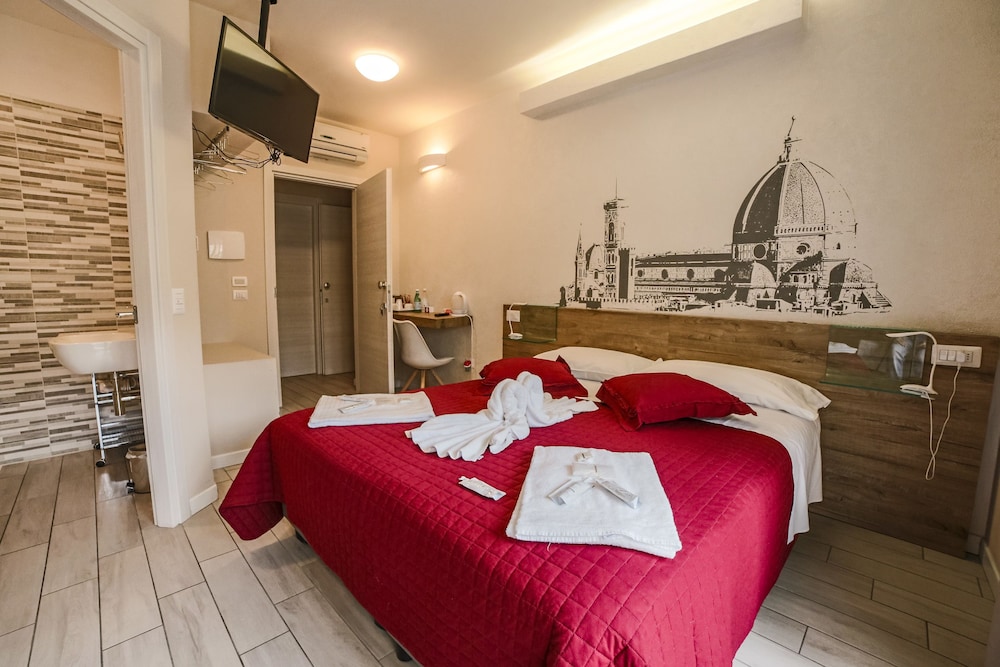 Deluxe Double Room photo 3