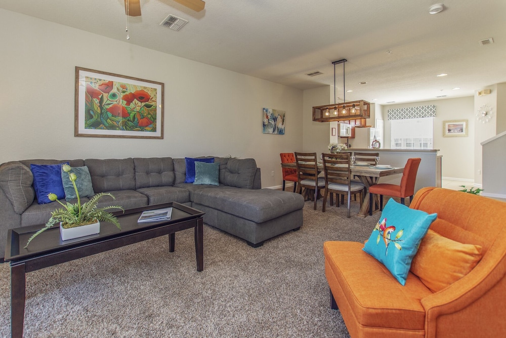 Premium Townhome, 3 Bedrooms