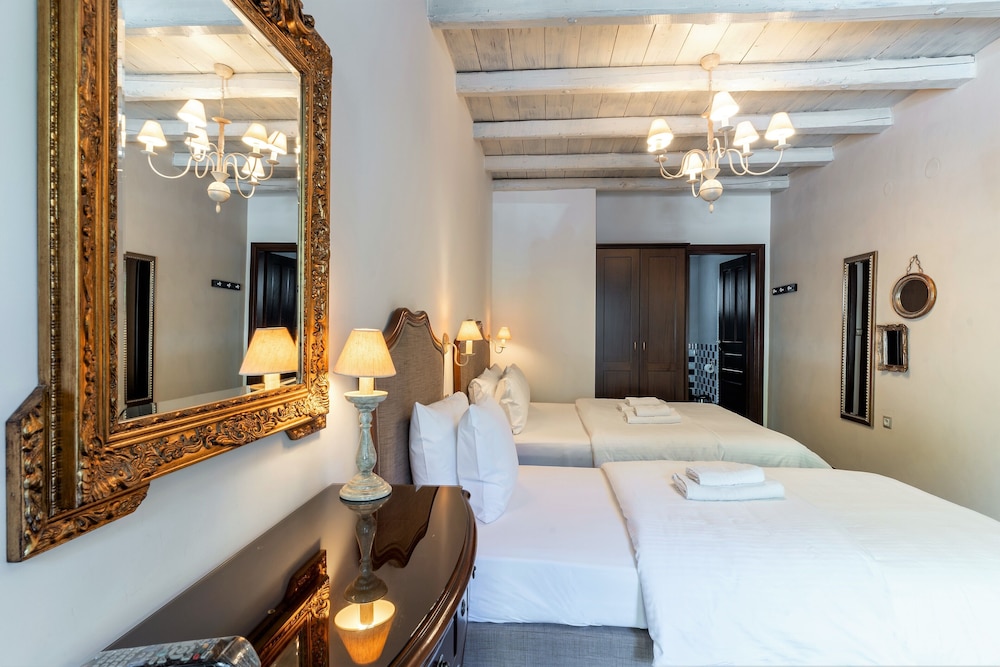 Standard Triple Room photo 2