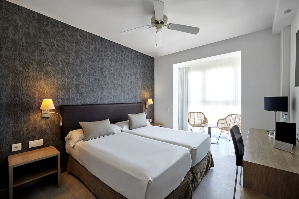 Double Room, Garden View - Photo 1
