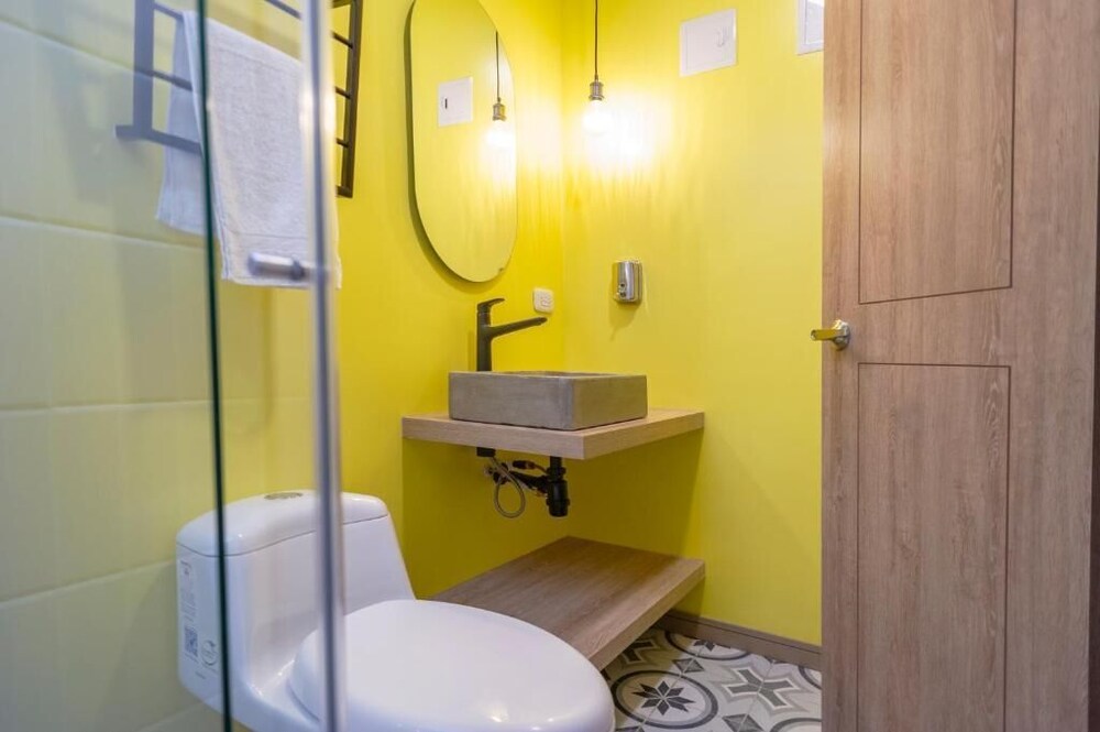 Deluxe Double Room, Balcony, City View photo 2