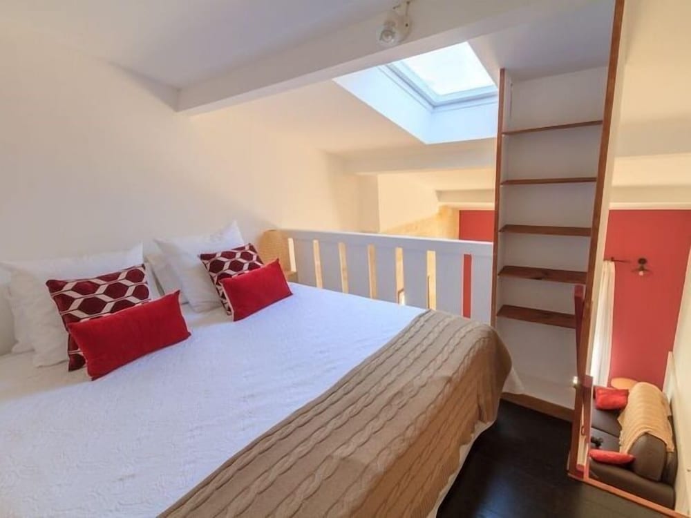 Chambre double Classique avec Mezzanine, Salle de bain attenante, vue Jardin (LES VIGNES) photo 2