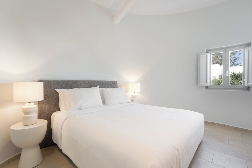 Traditional Suite, Private Pool, Garden View