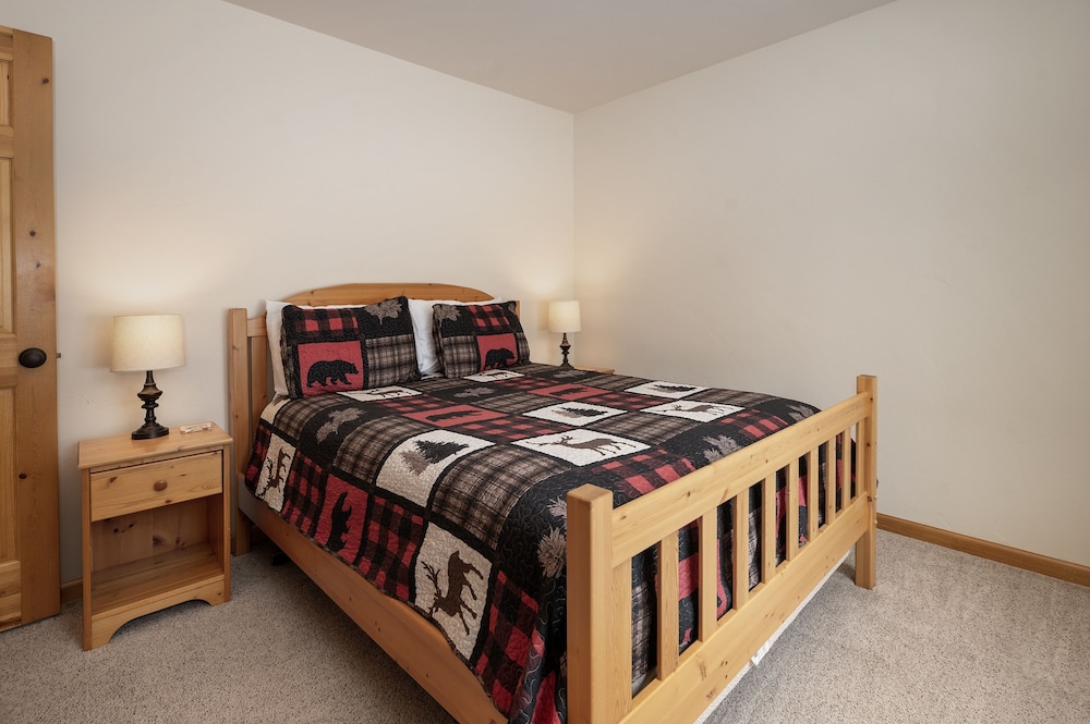 Cabin, 3 Bedrooms photo 1