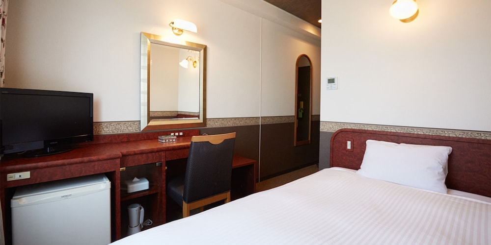 Single Room, Non Smoking - Photo 11