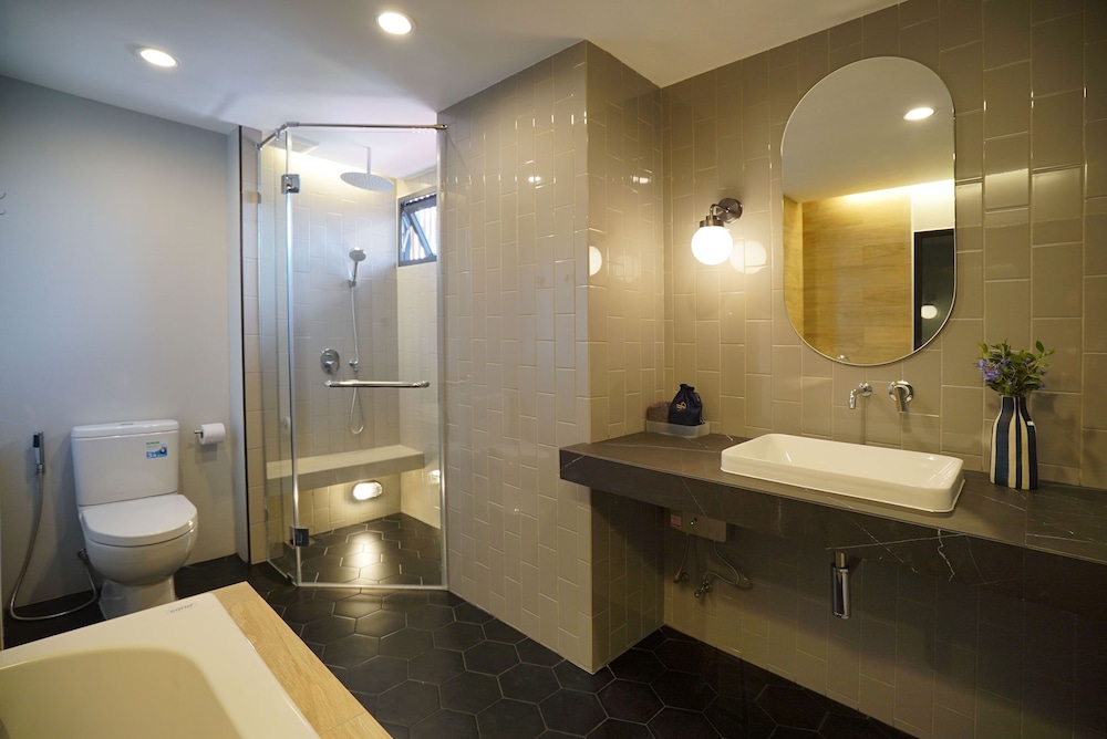 Studio Suite - Photo 3