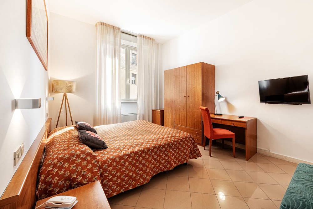 Superior Room, City View - Photo 2