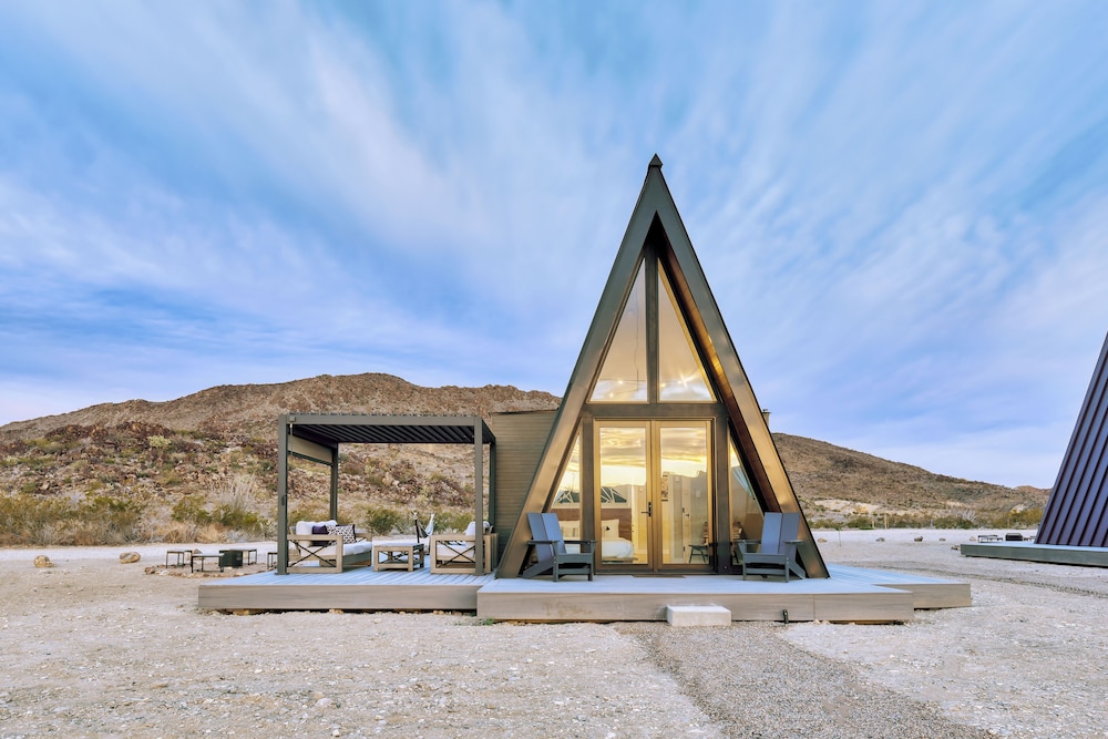 Deluxe Cabin, Kitchen, Mountain View