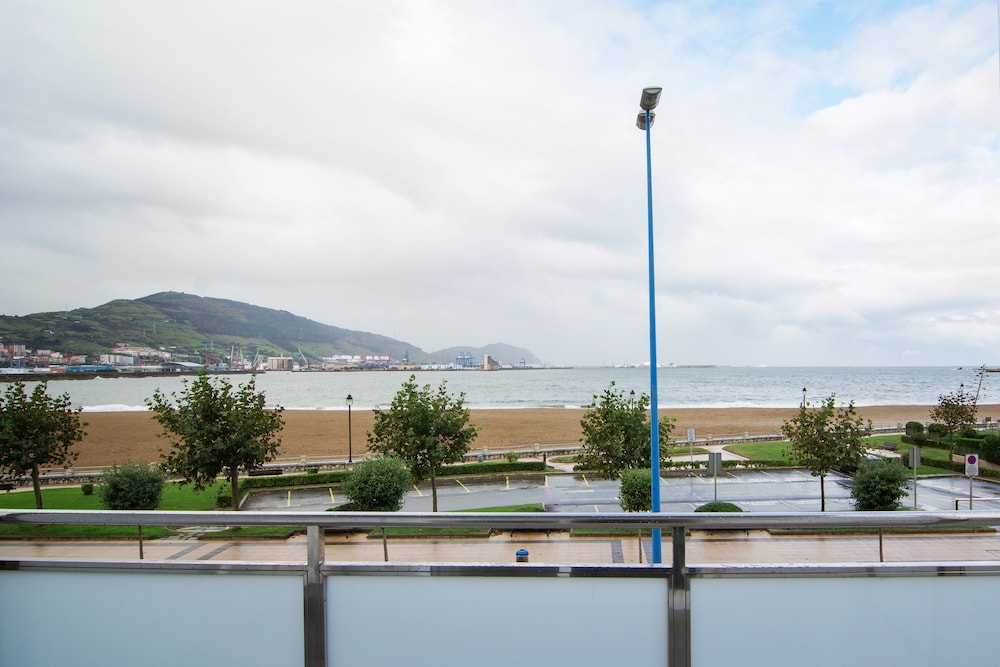 Superior Double Room, Balcony, Sea View - Photo 6