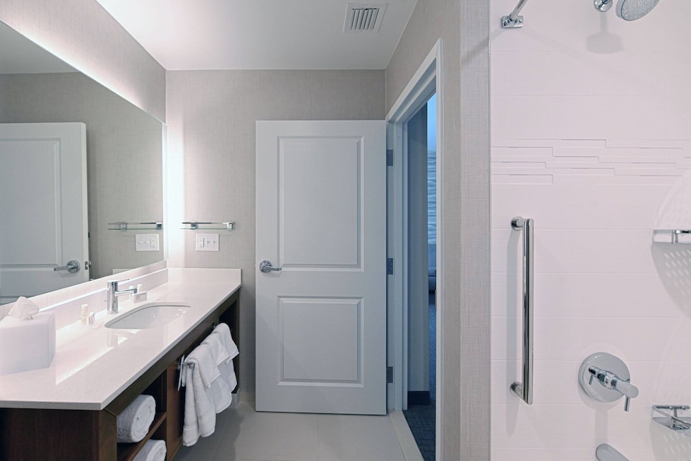 Deluxe Suite, 1 Bedroom, Kitchen - Photo 3