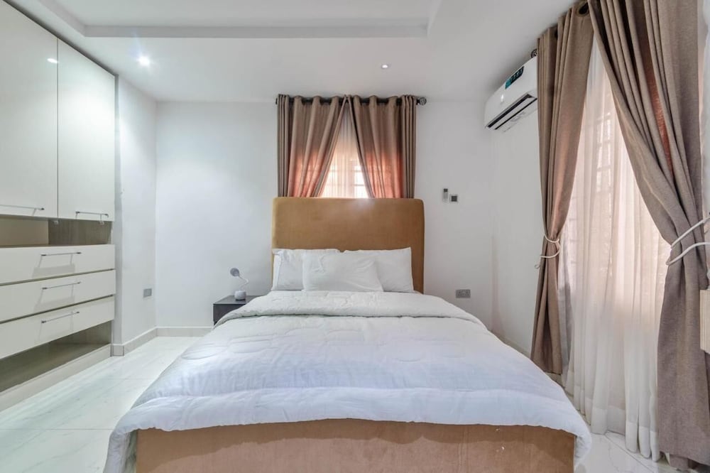 Basic Room