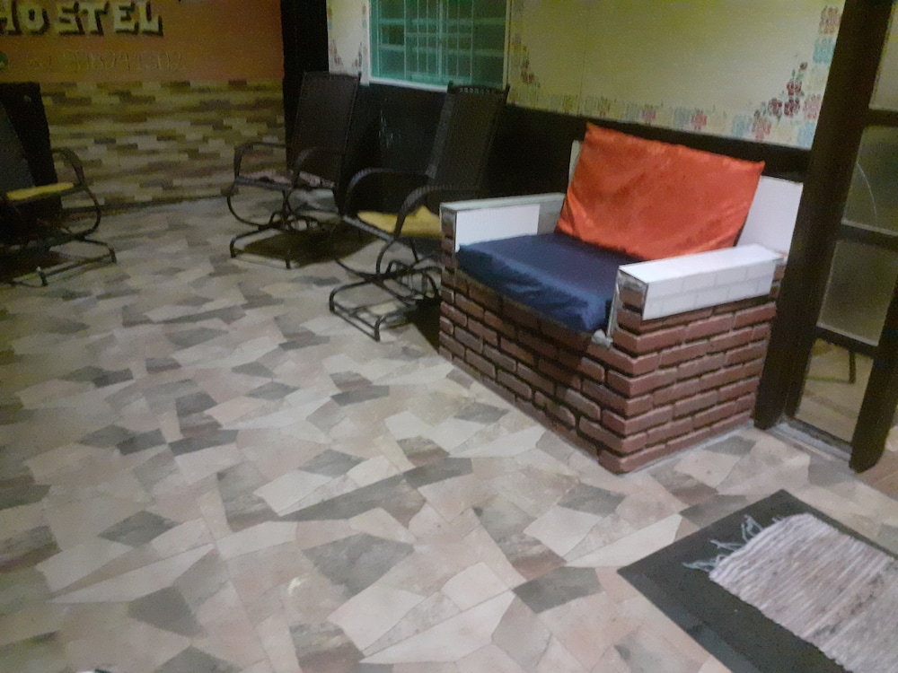 Family Room - Photo 13