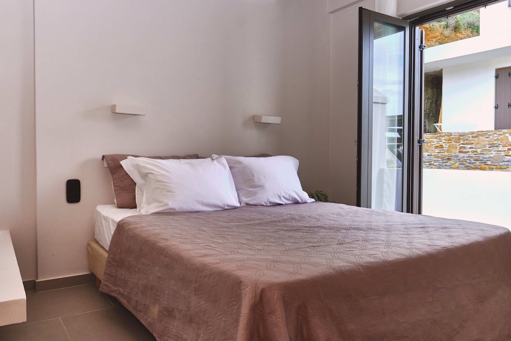 Amal Two Bedroom Villa Sea View
