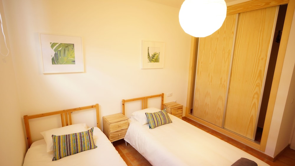 Shared Dormitory (B)
