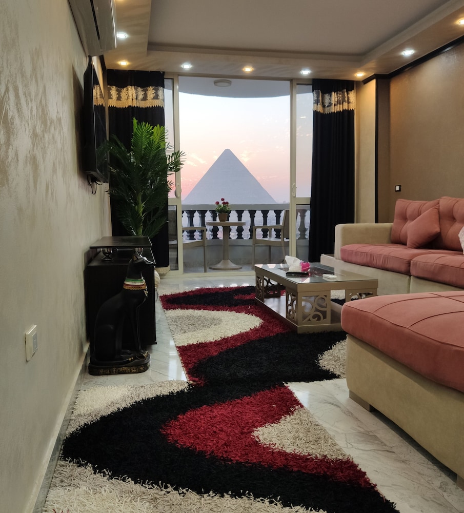 Deluxe Apartment photo 1