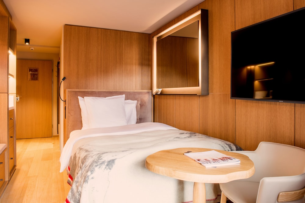 Cozy Room