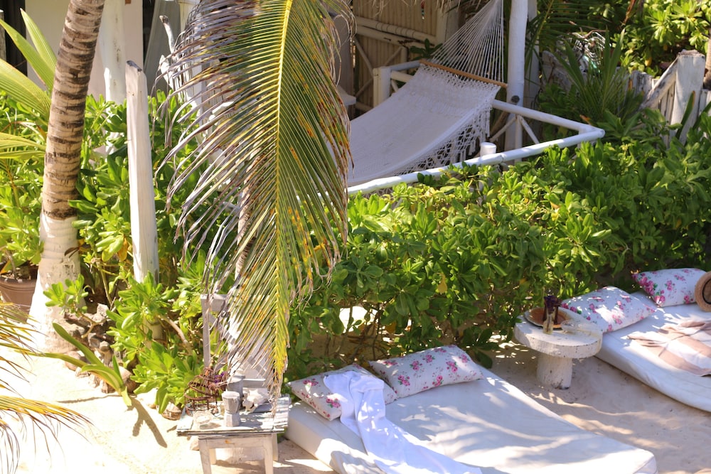 Standard Room Plus, garden and pool view - Photo 8