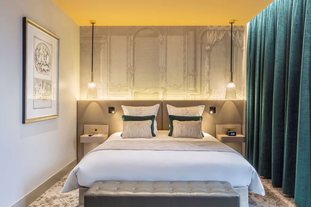 Suite, 1 King Bed, Non Smoking, Terrace (Twin bed on request;with Sofabed) - Photo 3