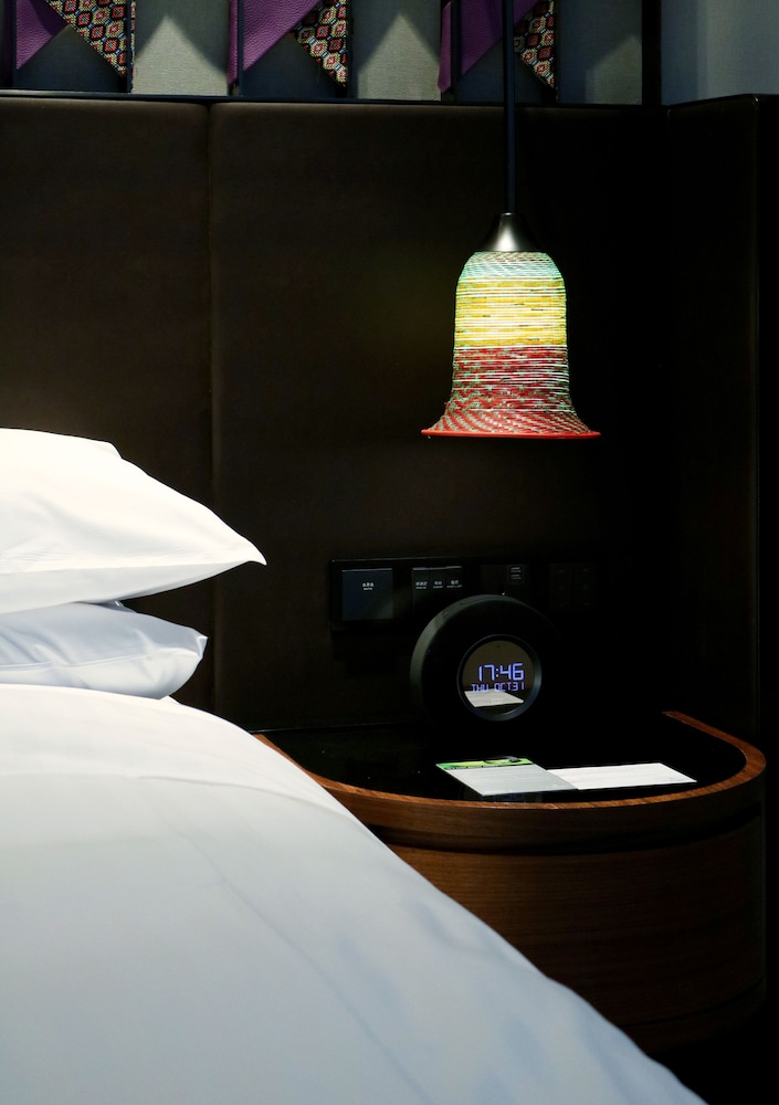 Room, 2 Double Beds, City View photo 3