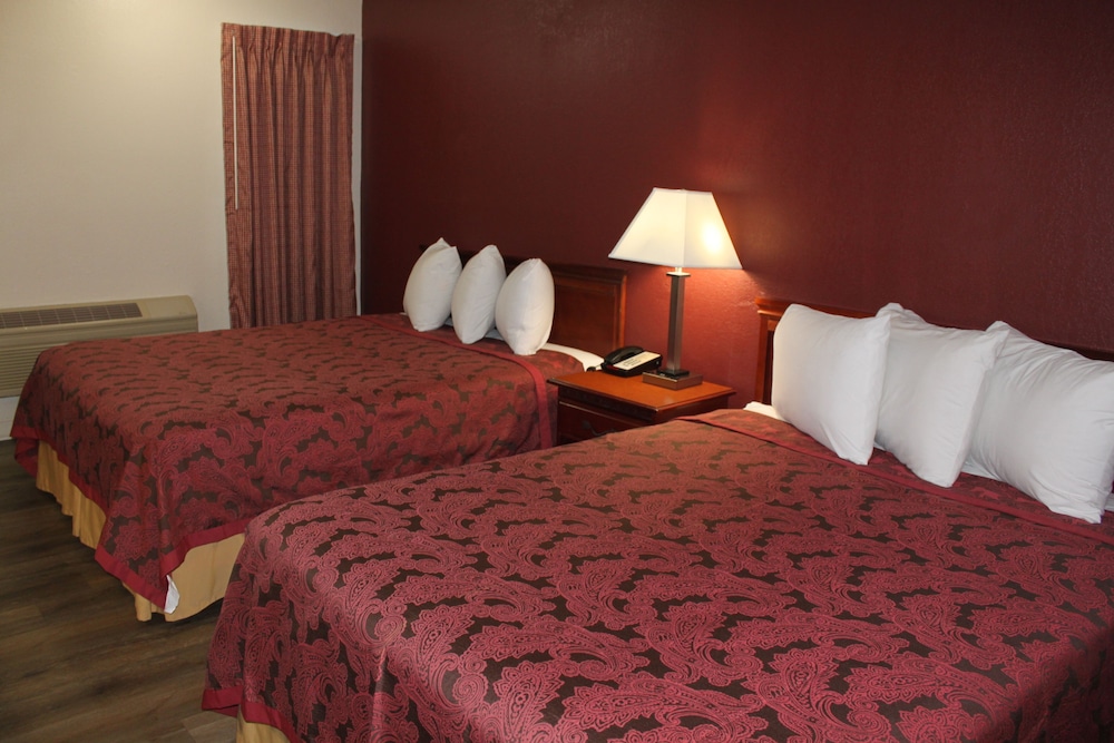 Standard Double Room, 2 Queen Beds, Accessible, Non Smoking - Photo 5