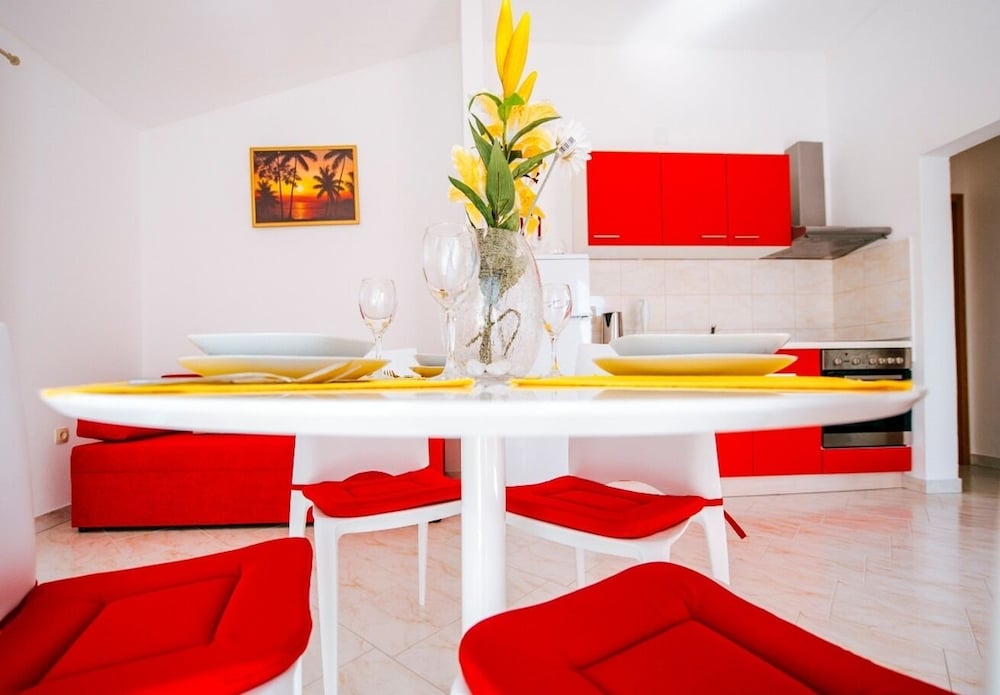 Apartment (Ljubo - modern andy cosy - A3(4+2)) photo 2