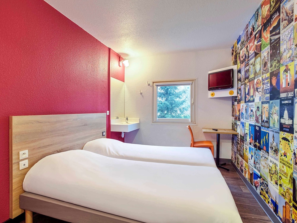Room photo 2