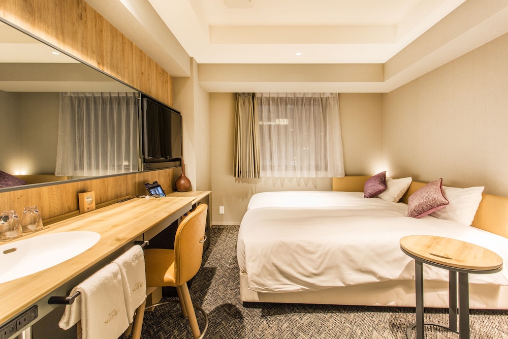 Standard Twin Room, Non Smoking photo 1