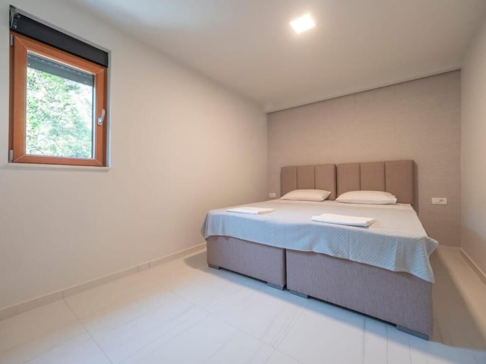 Premium Villa photo 1