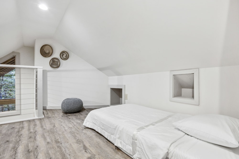 Panoramic Bungalow, Non Smoking, River View photo 3