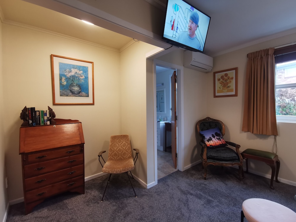 Classic Double Room, Kitchenette, Garden View photo 3