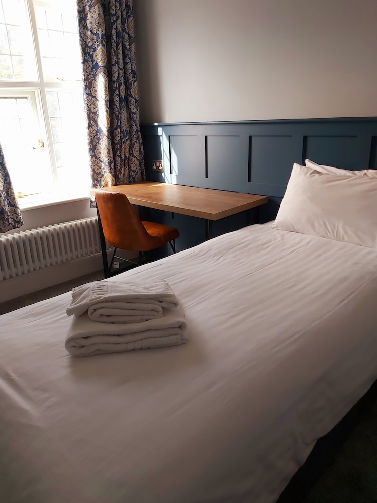 Premium Single Room