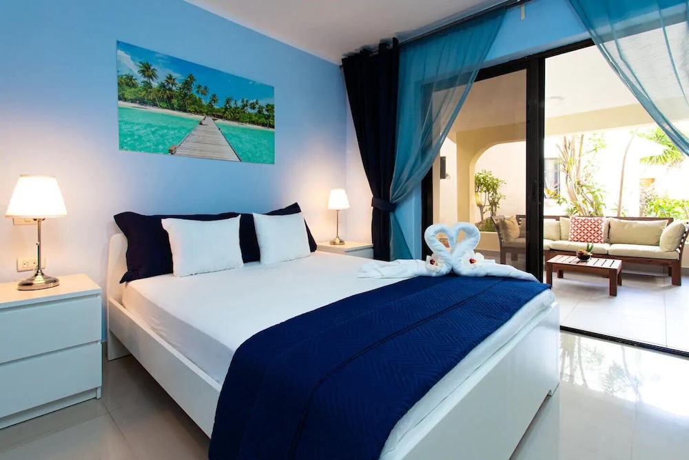 Deluxe Villa, 2 Bedrooms, Garden View, Beachside