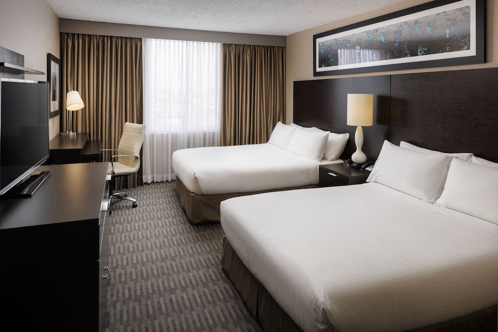 Premium Room, 2 Queen Beds, Executive Level photo 2
