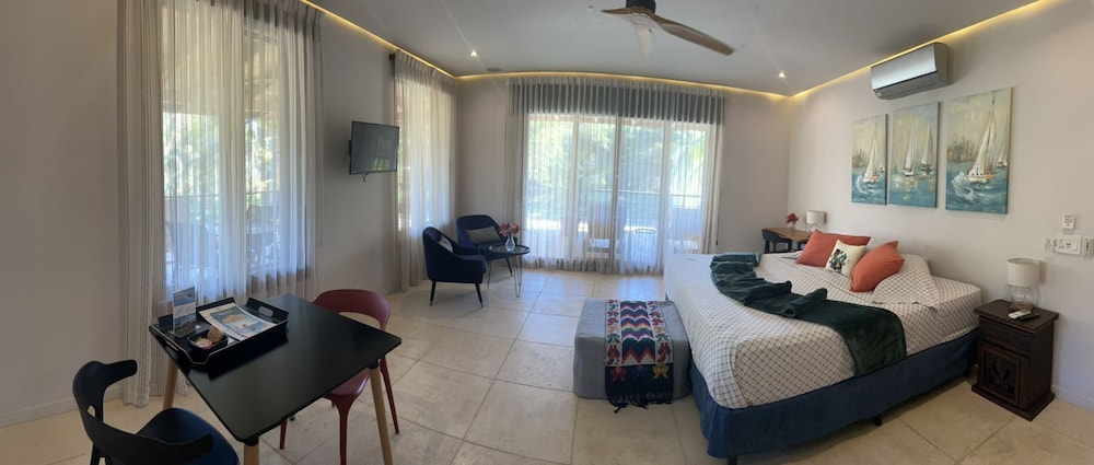 Estudio Estándar, No fumadores, Vista Jardín