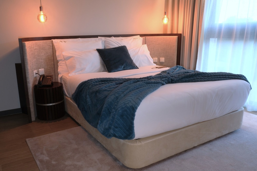 Superior Suite - Photo 1