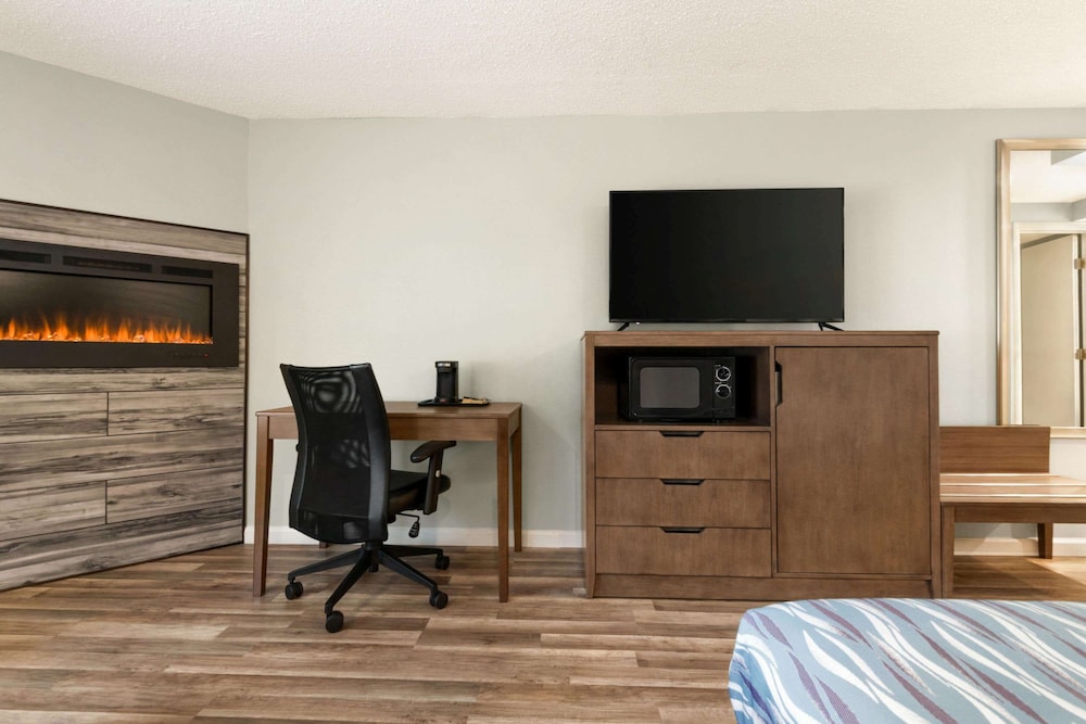 King Premier Fireplace Riverview Balcony - Photo 3