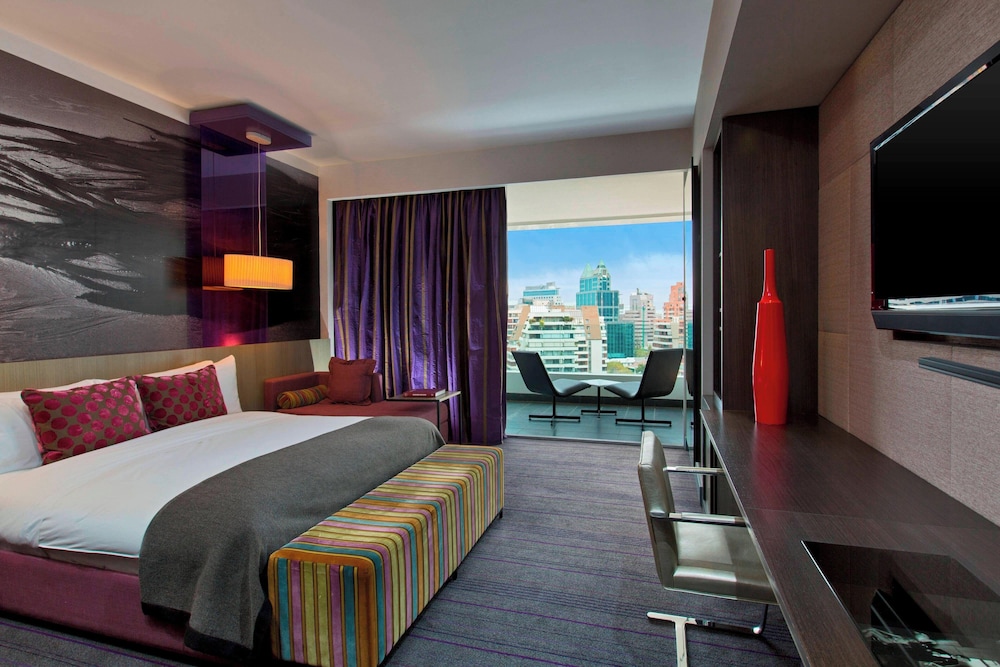 Deluxe Room, 1 King Bed - Photo 1