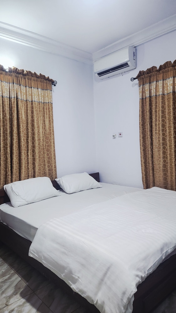 Family Apartment photo 3