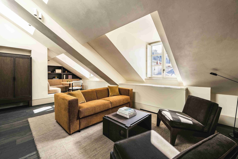 Parisian Suite - 1 Bedroom