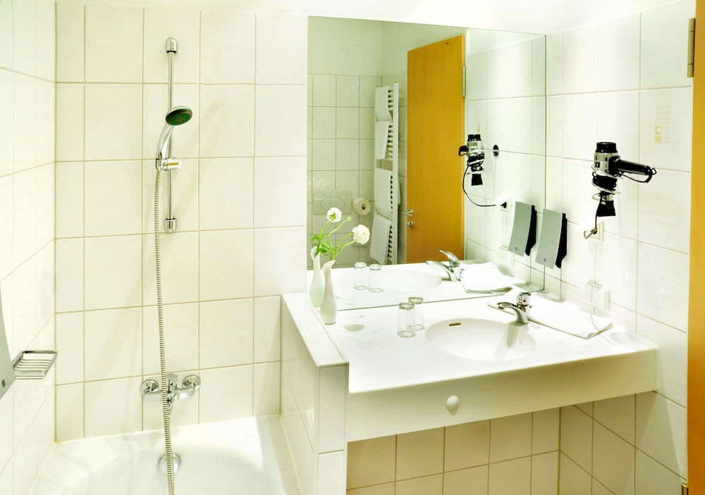Business Single Room thumbnail 5