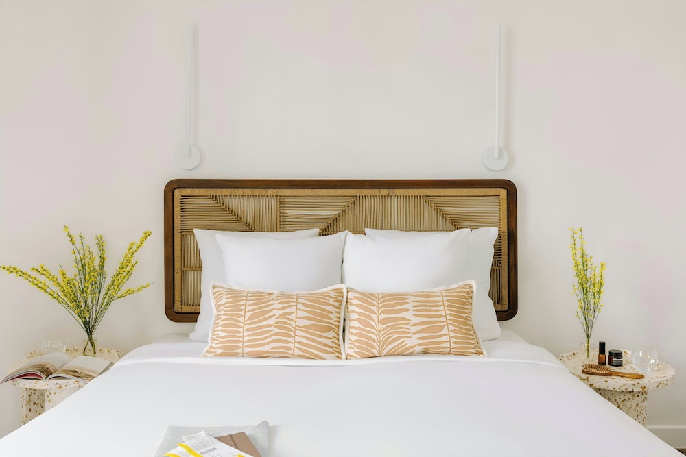 Superior Room, 1 Queen Bed