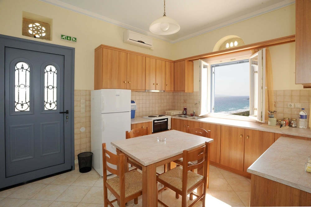Deluxe Apartment, Sea View photo 3