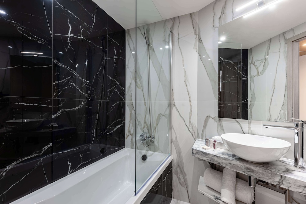 Superior Double Room - Photo 2