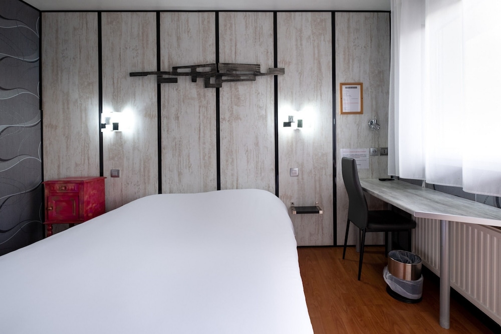 Comfort Room - Photo 11