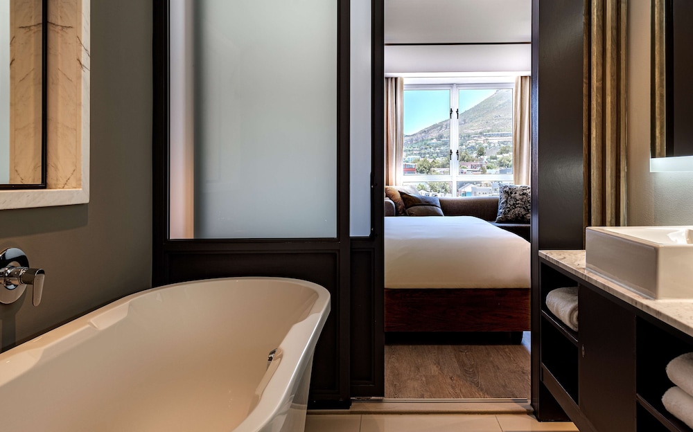 Executive Suite, 2 Bedrooms photo 3