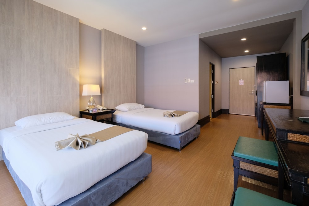 Superior Room, 2 Twin Beds - Photo 4