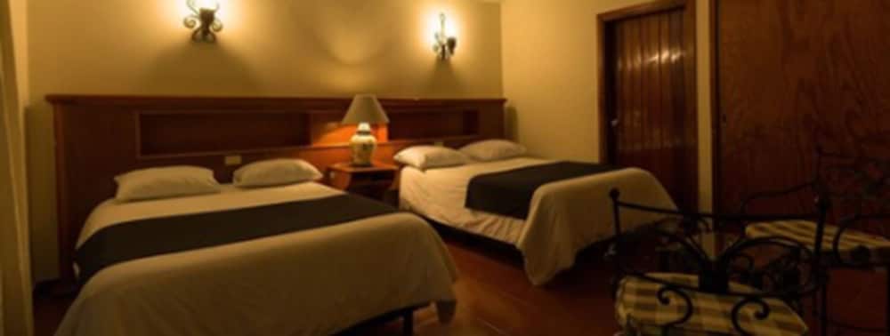 Classic Quadruple Room