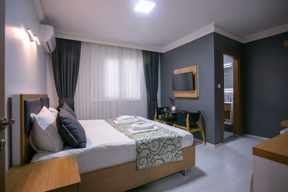 Deluxe Double Room photo 2