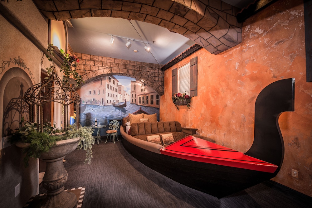 Room (Venice) - Photo 1