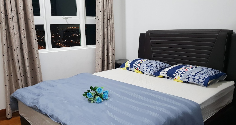 Family Condo, 2 Bedrooms, 2 Bathrooms, City View photo 1